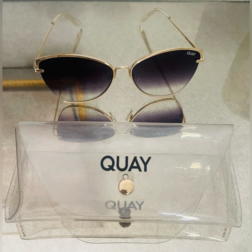 Quay Dusk to Dawn Sunglasses